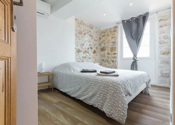 302-appartement De Caractere Vieil Lägenhet